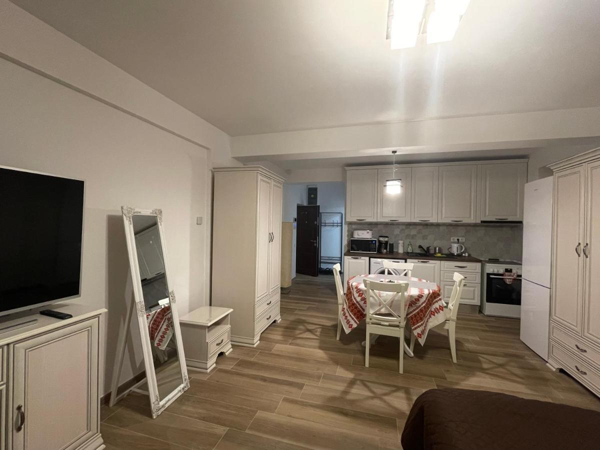 Iarca Inn Бухарест Экстерьер фото