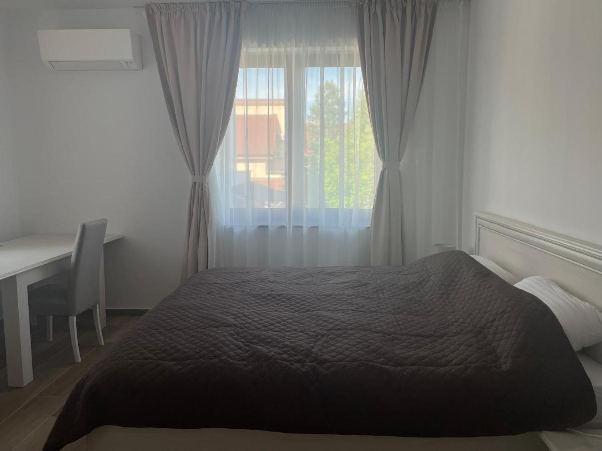 Iarca Inn Бухарест Экстерьер фото
