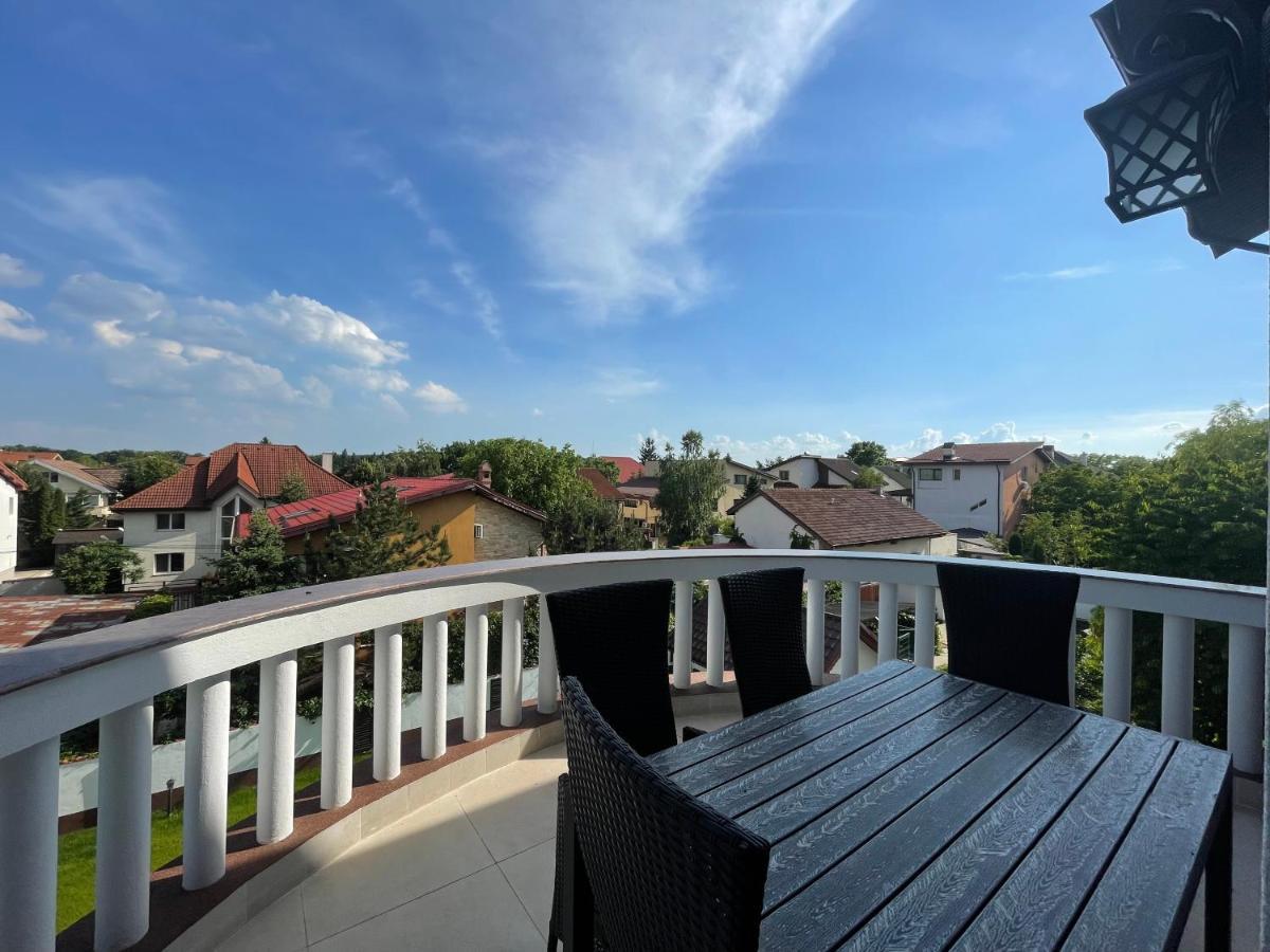 Iarca Inn Бухарест Экстерьер фото