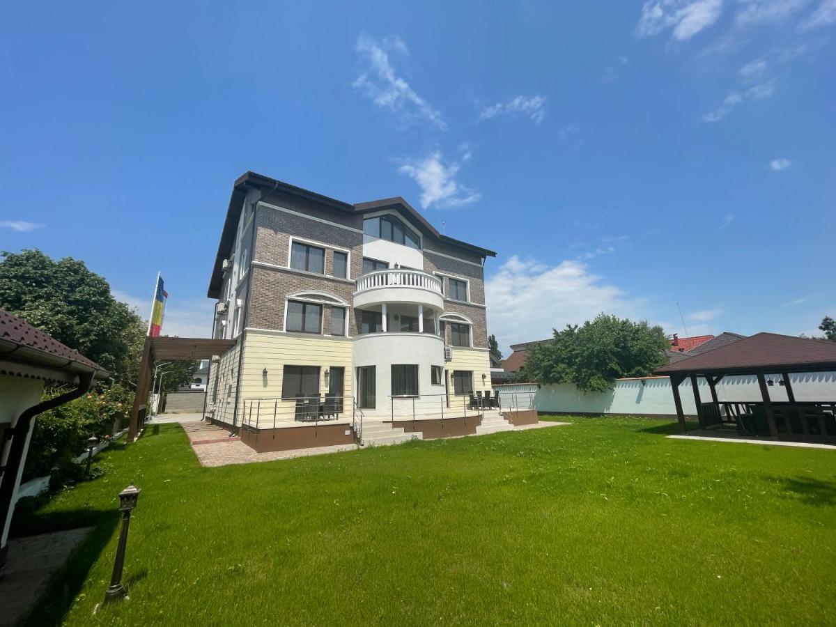 Iarca Inn Бухарест Экстерьер фото
