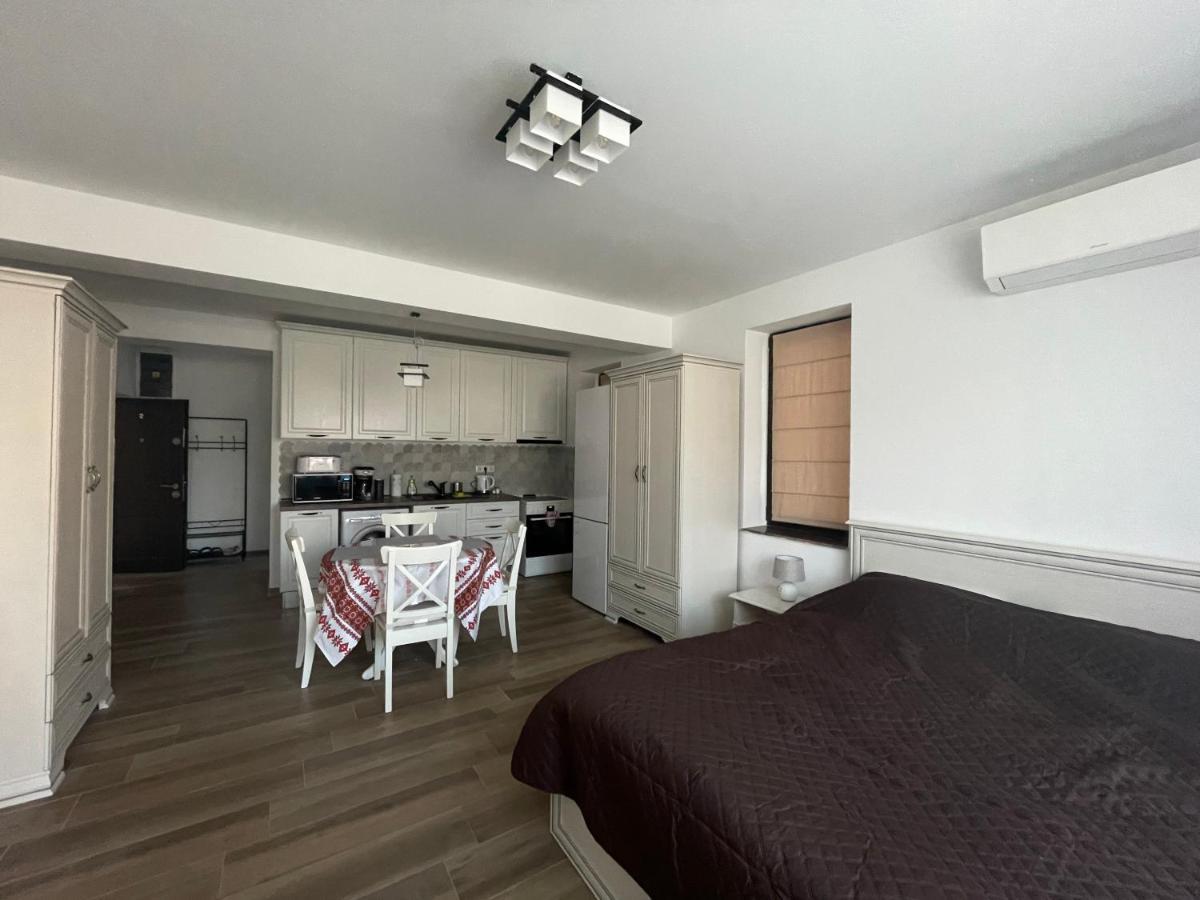 Iarca Inn Бухарест Экстерьер фото