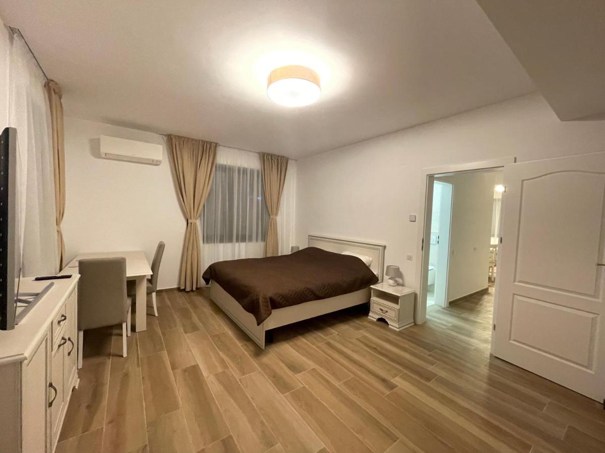 Iarca Inn Бухарест Экстерьер фото