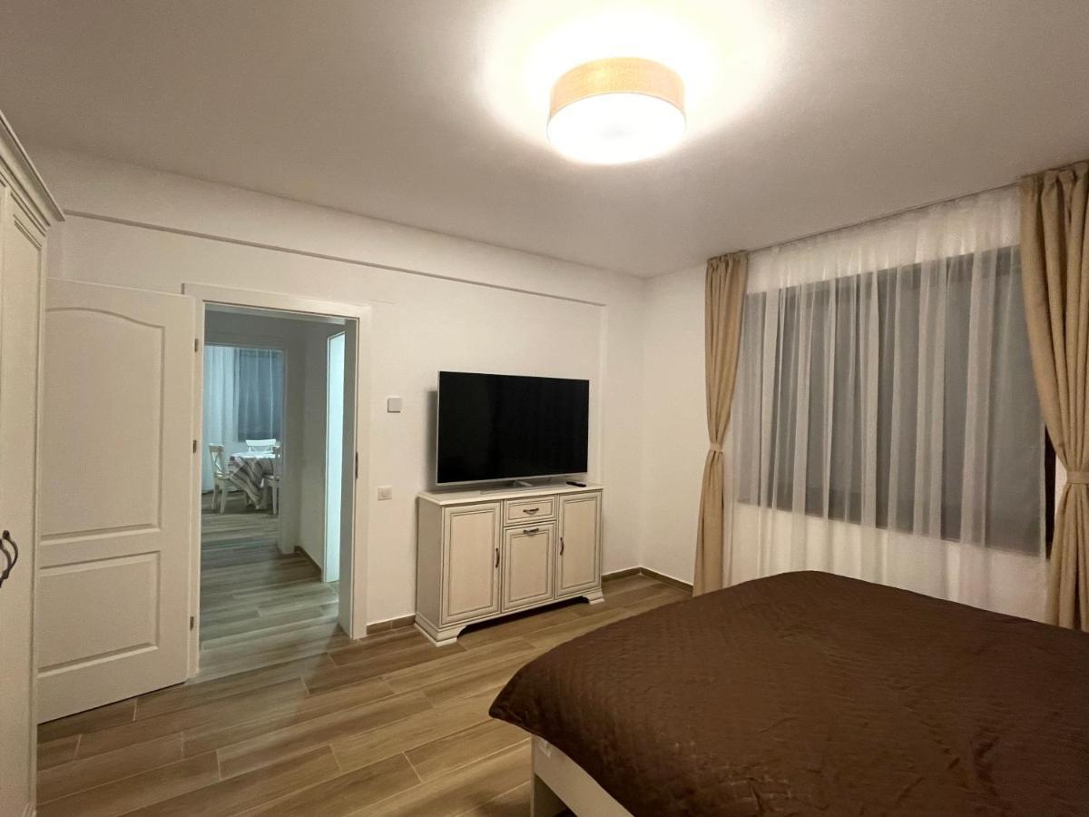 Iarca Inn Бухарест Экстерьер фото