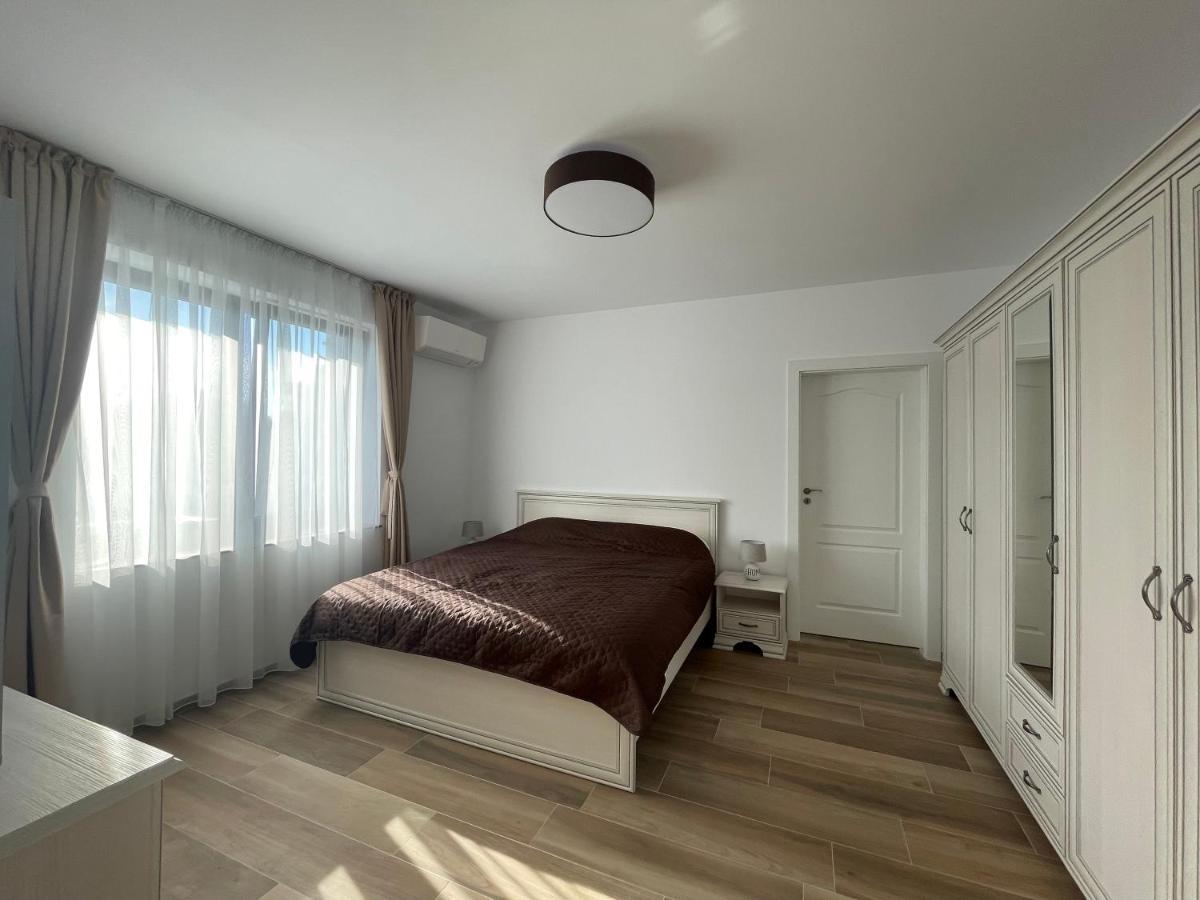 Iarca Inn Бухарест Экстерьер фото